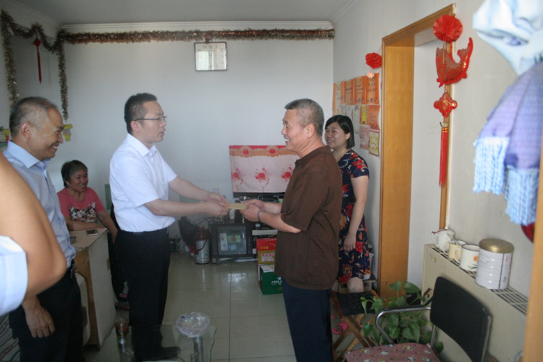 �ڲ��������רҵЧ��,����Ϊ��