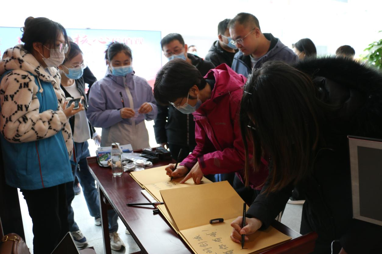 �ڲ��������רҵЧ��,����Ϊ��